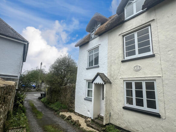 2 bed property, in Moretonhampstead, £130,000