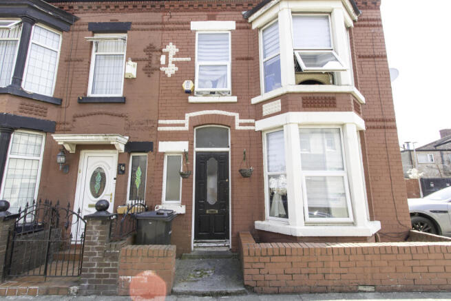 3 bed property, in Spenser Street, £90,000