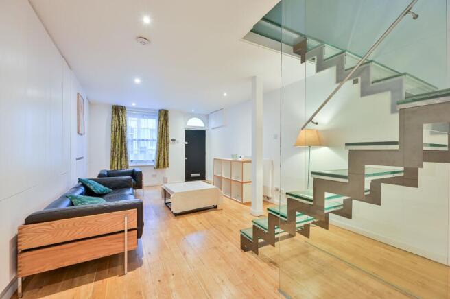 2 bed property, in Hayles Street, £600,000