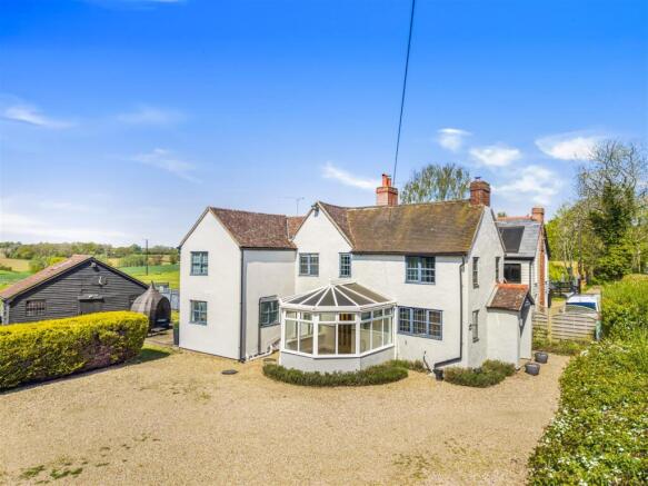 4 bed property, in Stebbing Road, £900,000