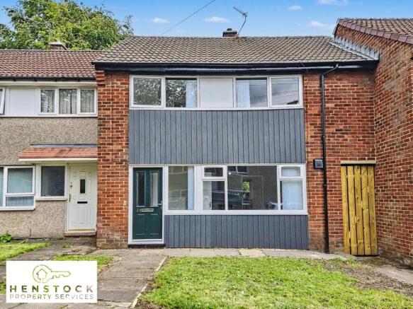 3 bed property, in Croftgates Road, £219,000