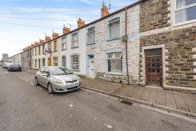 3 bed property, in Topaz Street, £199,950