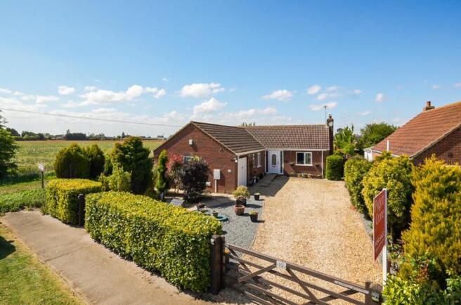 3 bed property, in Star Lane, £310,000
