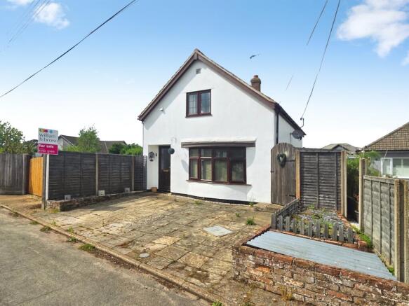 3 bed property, in Princes Street, £240,000