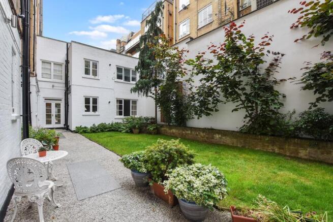 2 bed property, in Marylebone Street, £895,000