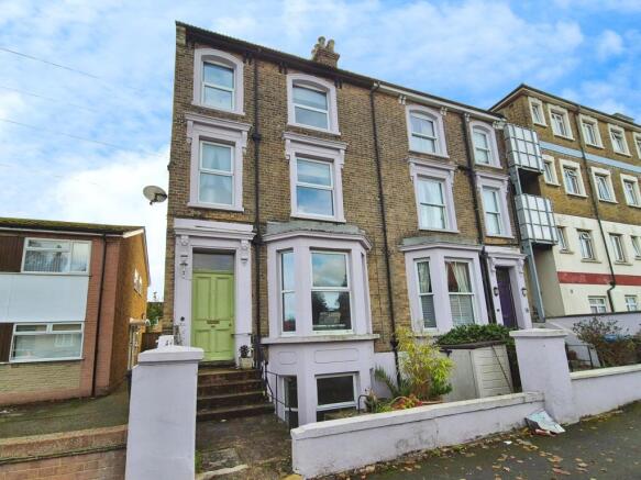 5 bed property, in St. Mildreds Road, £525,000