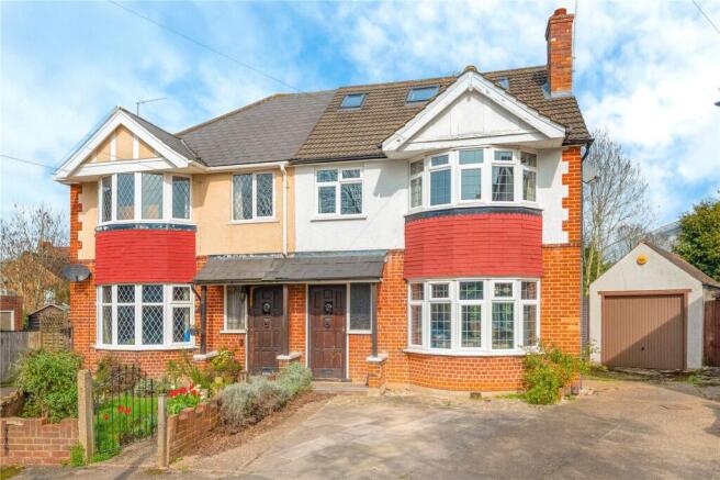 4 bed property, in Cherry Orchard, £685,000