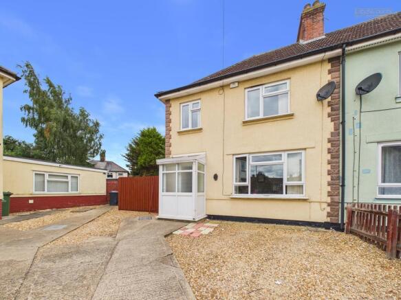 3 bed property, in Coleridge Place, £240,000