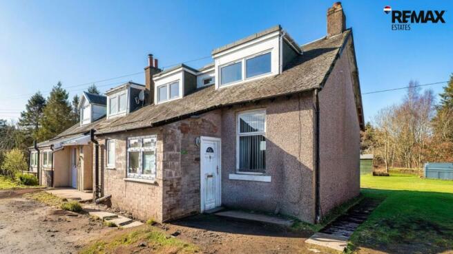 4 bed property, in West Calder EH55, £199,999