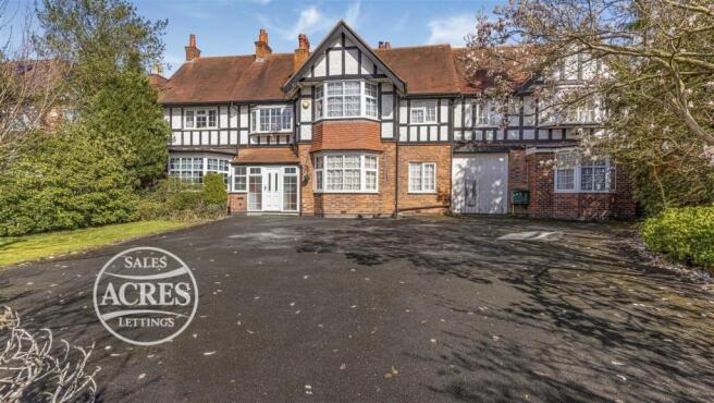 6 bed property, in Lichfield Road, £1,250,000