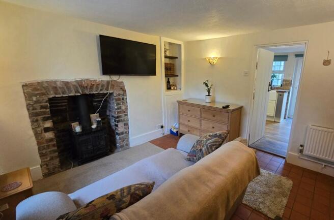 2 bed property, in Church Street, £285,000