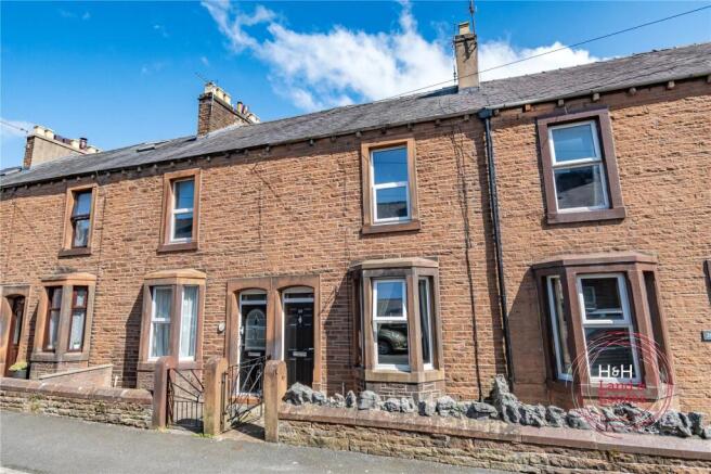 3 bed property, in 19 York Street, £160,000