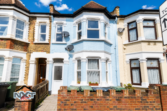 6 bed property, in Ruckholt Road, £775,000