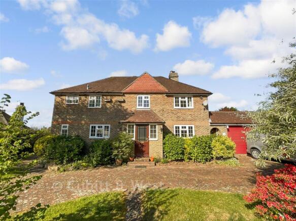 4 bed property, in Wilderness Lane, £725,000
