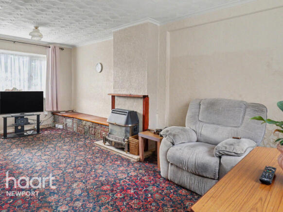 3 bed property, in John Bull Close, £160,000