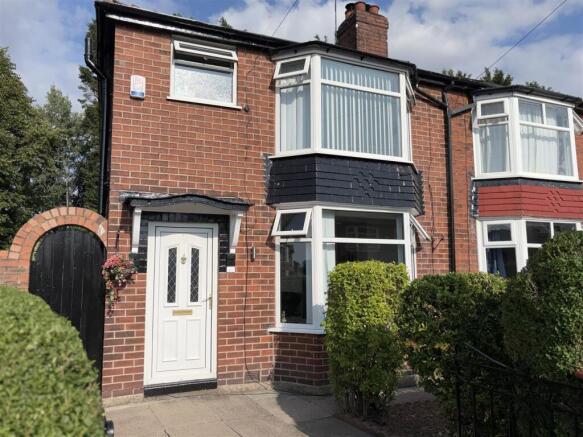 3 bed property, in Shelley Grove, £300,000
