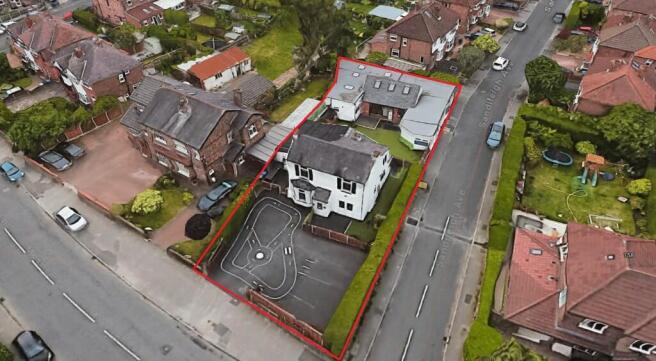 4 bed property, in Moss Lane, £850,000