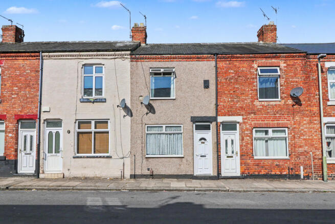 2 bed property, in Barningham Street, £65,000