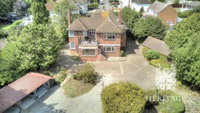 4 bed property, in Marshalls Road, £1,250,000