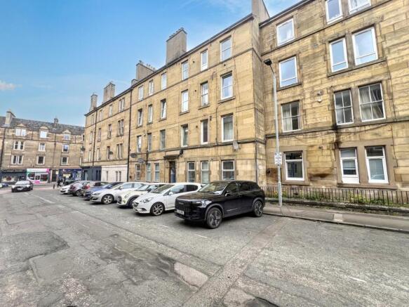 1 bed property, in Wardlaw Street, £144,995