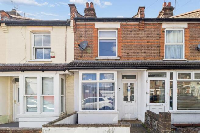 3 bed property, in Southwold Road, £385,000