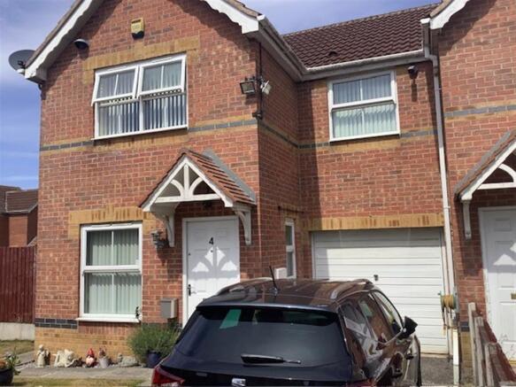 3 bed property, in Portree Drive, £180,000