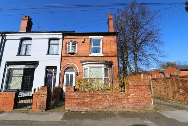 3 bed property, in Persehouse Street, £260,000