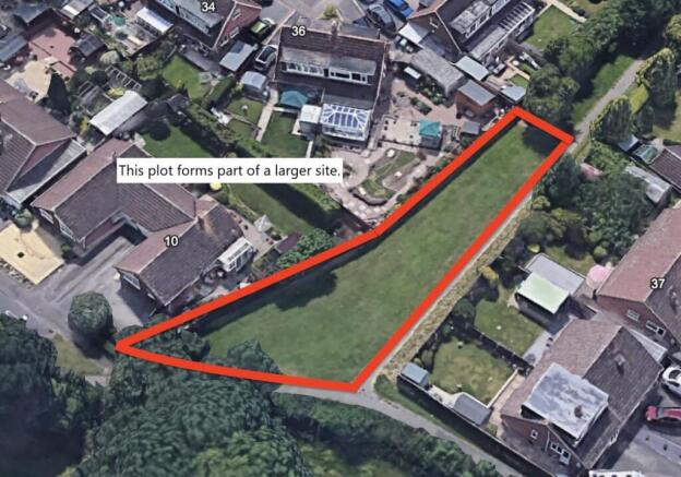 Studio, in Land to the South of Quedgeley Court, £1,000