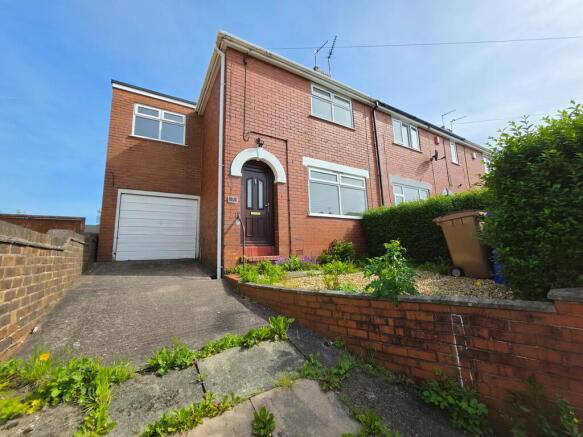 4 bed property, in Scragg Street, £176,950