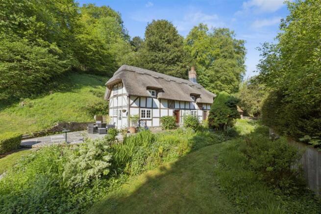 3 bed property, in Langrish, £895,000