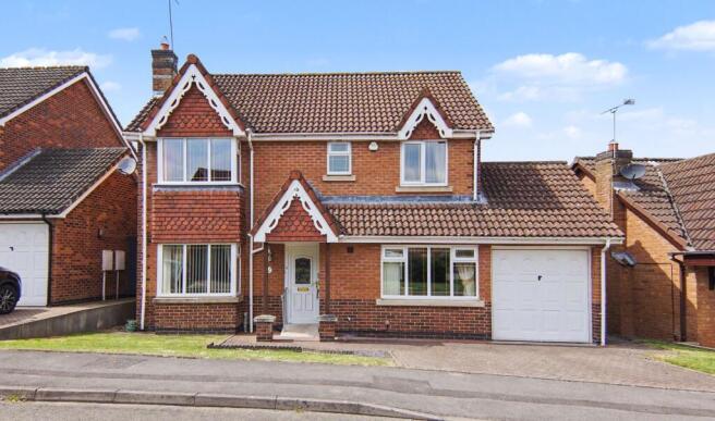 4 bed property, in The Sycamores, £375,000