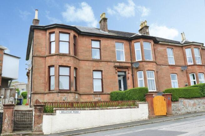 2 bed property, in 1 Bellevue Road, £115,000