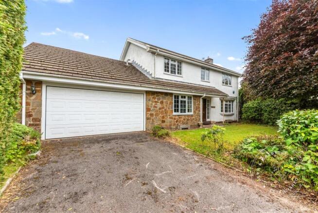 4 bed property, in Village Farm, £550,000