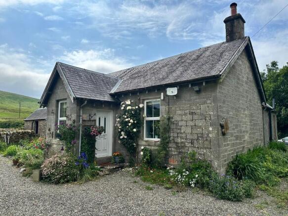 2 bed property, in Lot 4 - Dinley Riverside Cottage, £220,000