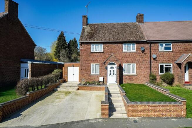 3 bed property, in Buckwood Road, £550,000