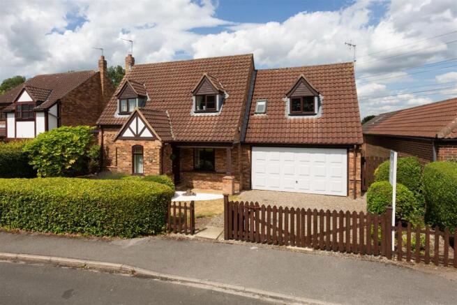 4 bed property, in New Forge Court, £520,000