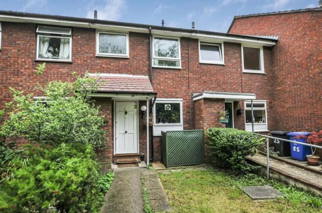 2 bed property, in Stephenson Drive, £424,950