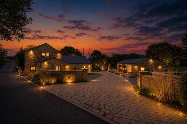 7 bed property, in Bury Old Road, £1,750,000