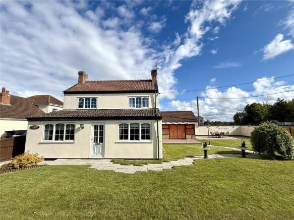 3 bed property, in Walrow, £499,950