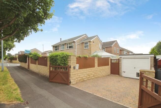 3 bed property, in Bywell Road, £360,000