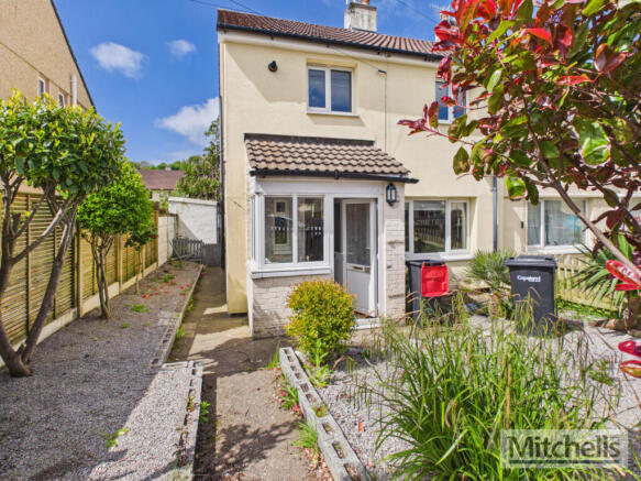 2 bed property, in 17 Latrigg Road, £50,000