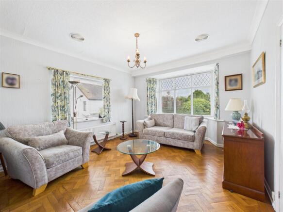 3 bed property, in Penparc, £335,000
