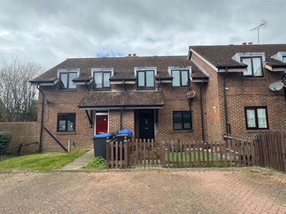 3 bed property, in Orkney Court, £280,000