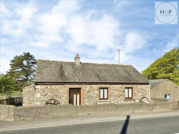 2 bed property, in The Old Smithy, £199,950