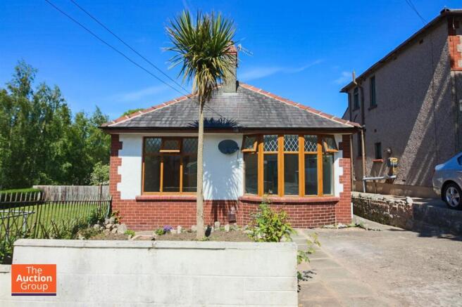 2 bed property, in Chester Place, £155,000