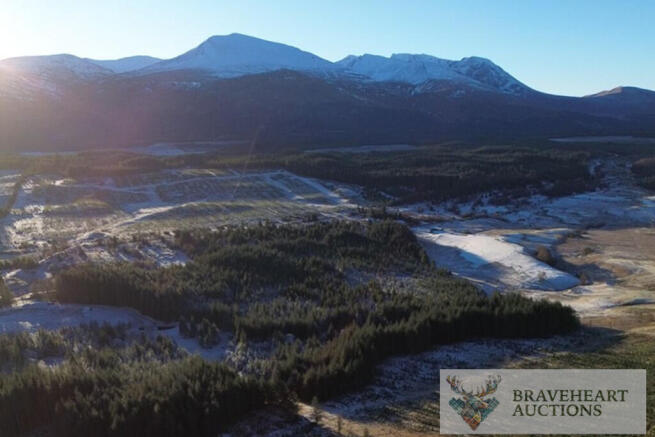 Land, in Glen Nevis 3, £4,500