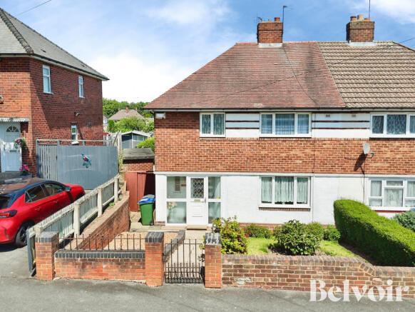 3 bed property, in Dingley Road, £230,000