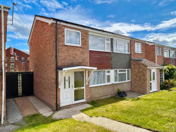 3 bed property, in Kiln Road, £275,000