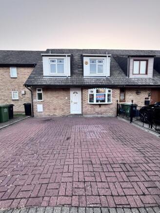3 bed property, in Fairfax Avenue, £340,000