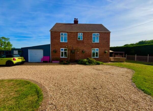 4 bed property, in Westville, £330,000